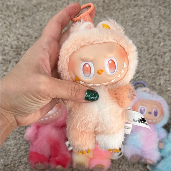 Popmart Labubu big into energy set of 6 no box 📦 - Picture 3 of 11